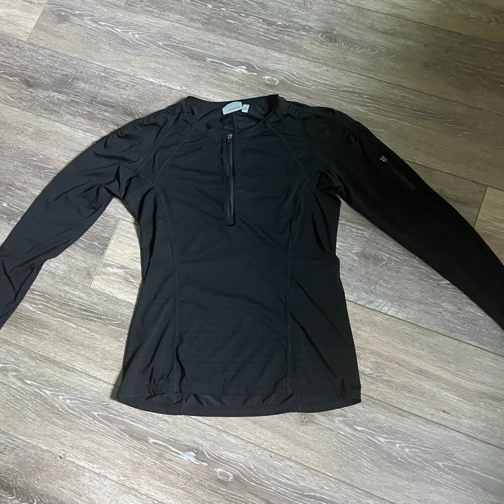 Lightweight Black Athleta Half Zip size medium